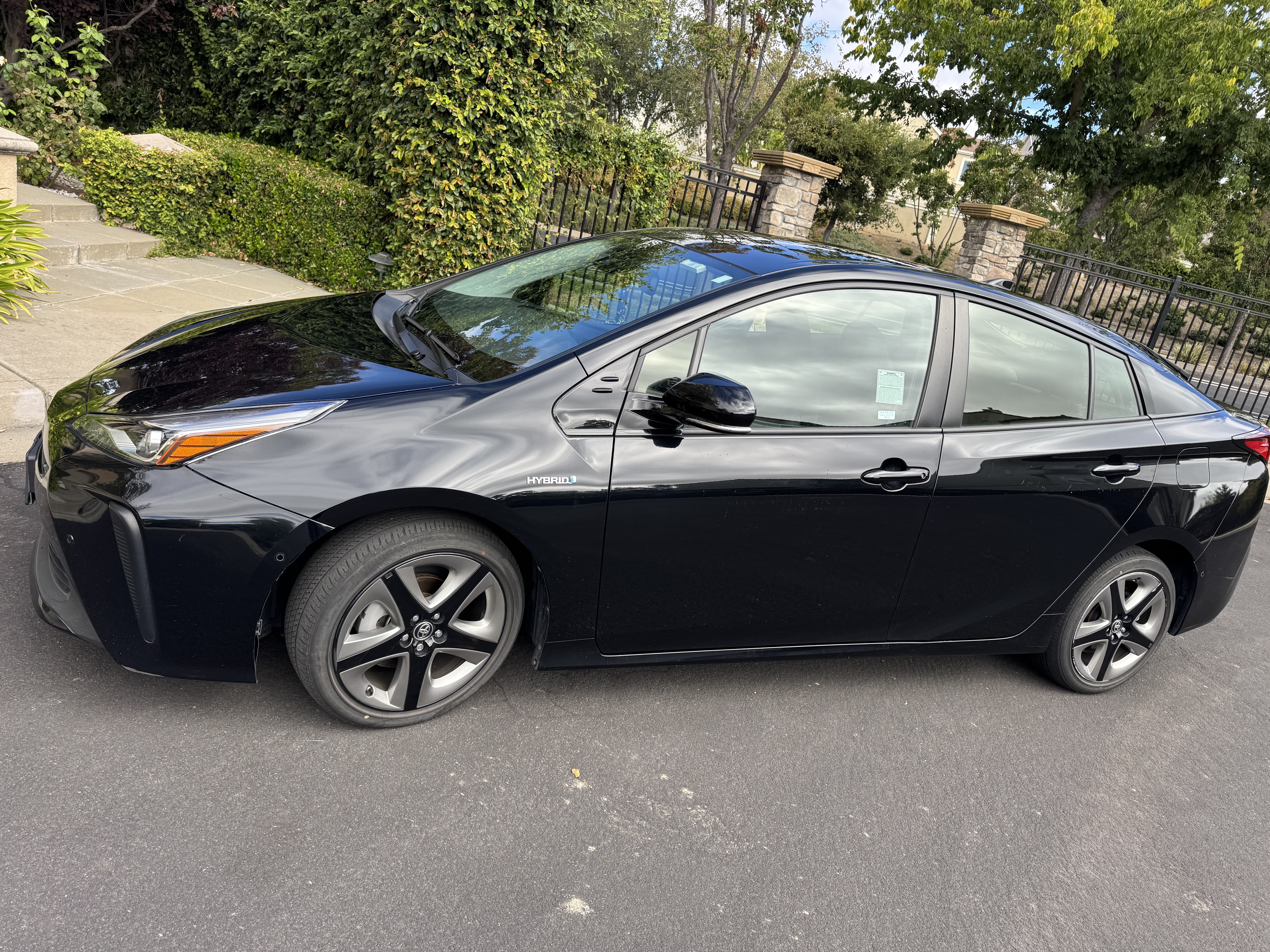 Used 2019 Toyota Prius XLE FWD image 13