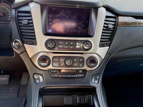 Used 2016 GMC Yukon Denali w/ Open Road Package image 12