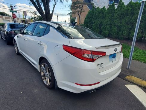 Used 2013 Kia Optima SX w/ Limited Pkg FWD image 4