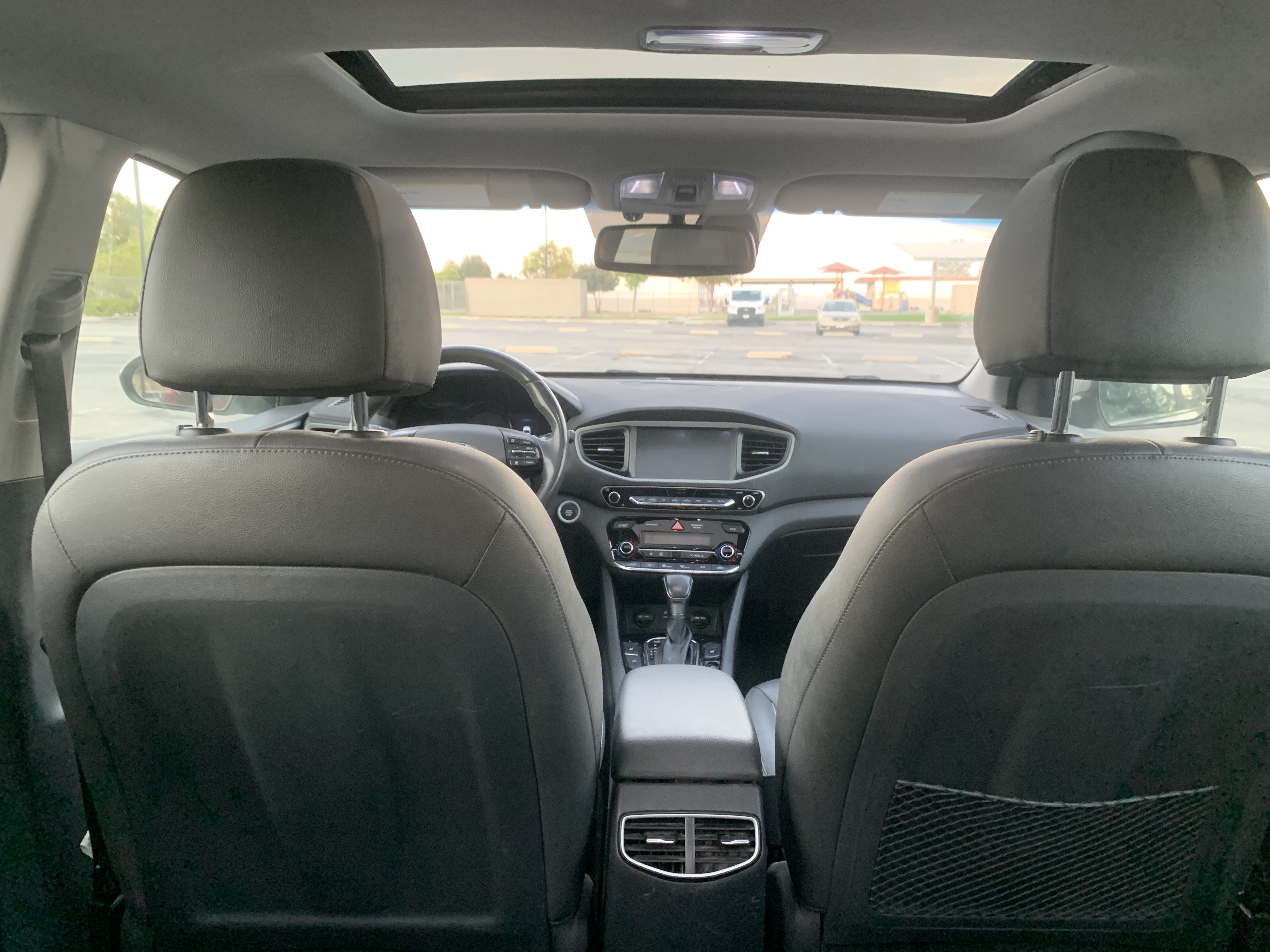 Used 2019 Hyundai Ioniq Limited w/ Ultimate Package 02 FWD image 17