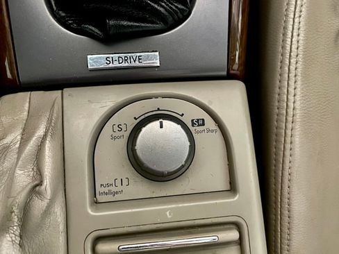 Used 2009 Subaru Outback 2.5XT Limited image 30