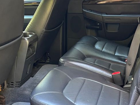 Used 2005 Ford Explorer Limited image 9