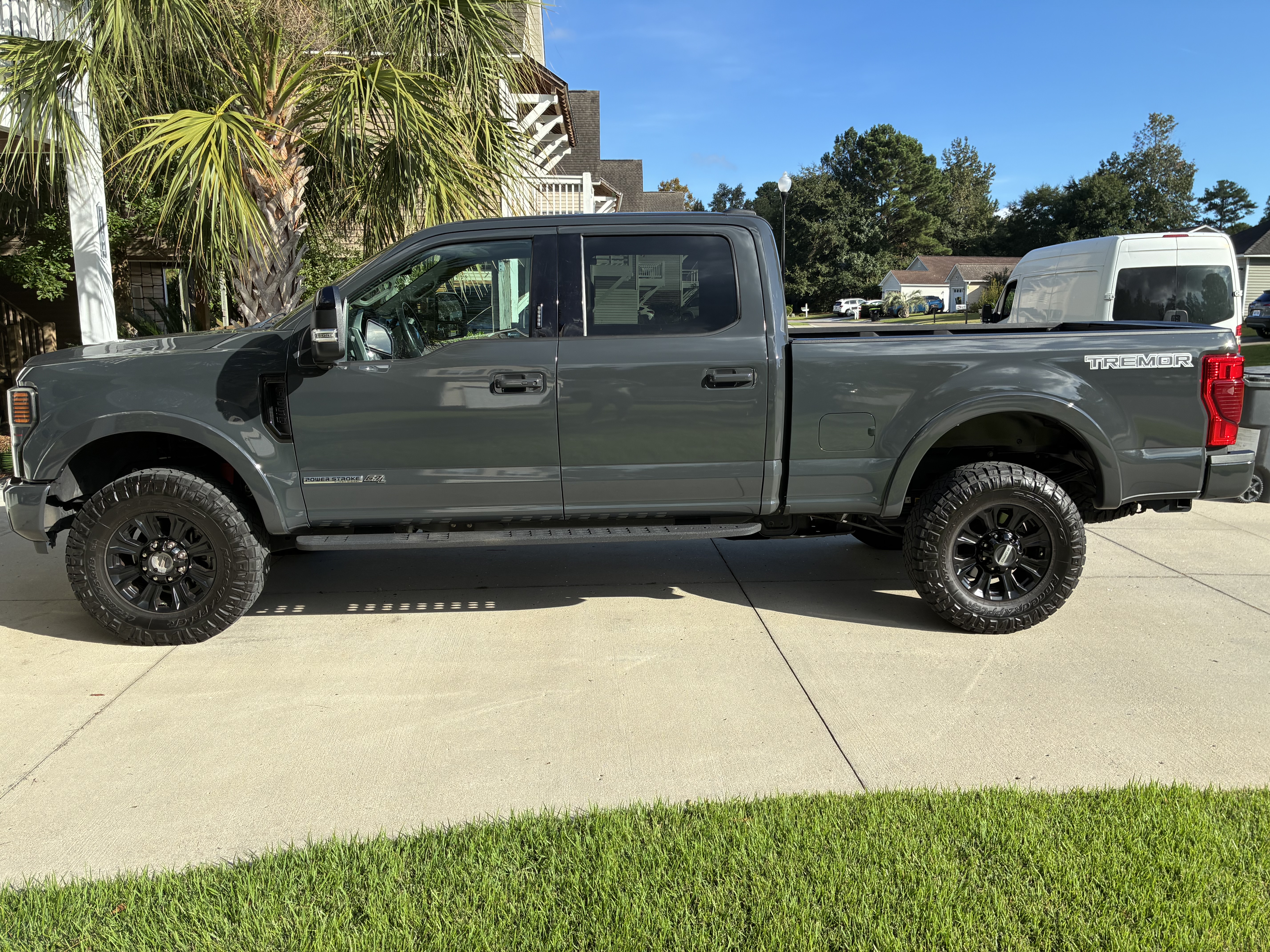 Used 2021 Ford F250 Lariat AWD/4WD image 13