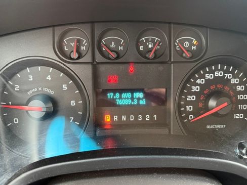 Used 2010 Ford F150 STX AWD/4WD image 10
