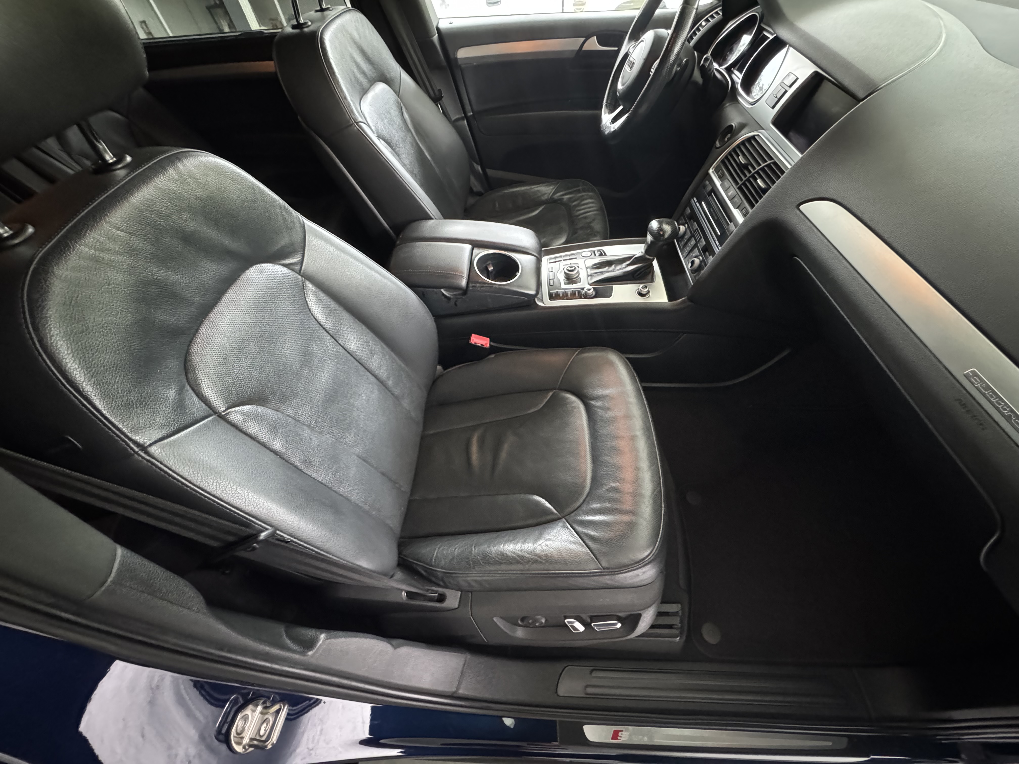 Used 2015 Audi Q7 3.0T S line Prestige w/ 21" S Line Plus Package AWD/4WD image 26