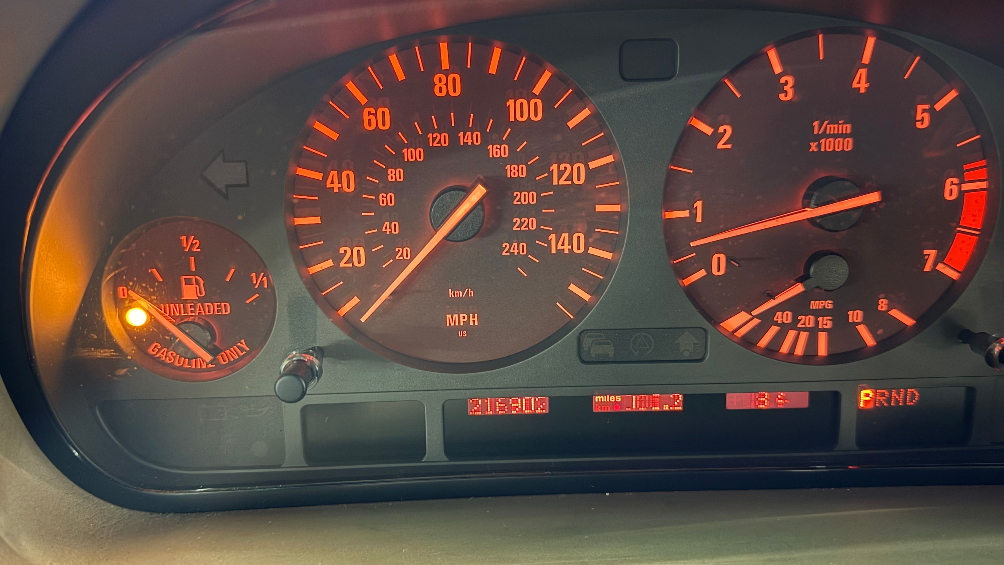 Used 2001 BMW 740i RWD image 1
