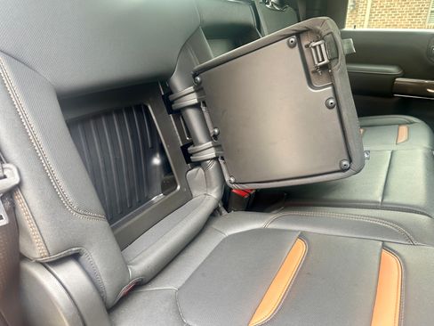 Used 2023 GMC Sierra 2500 AT4 w/ AT4 Preferred Package image 24