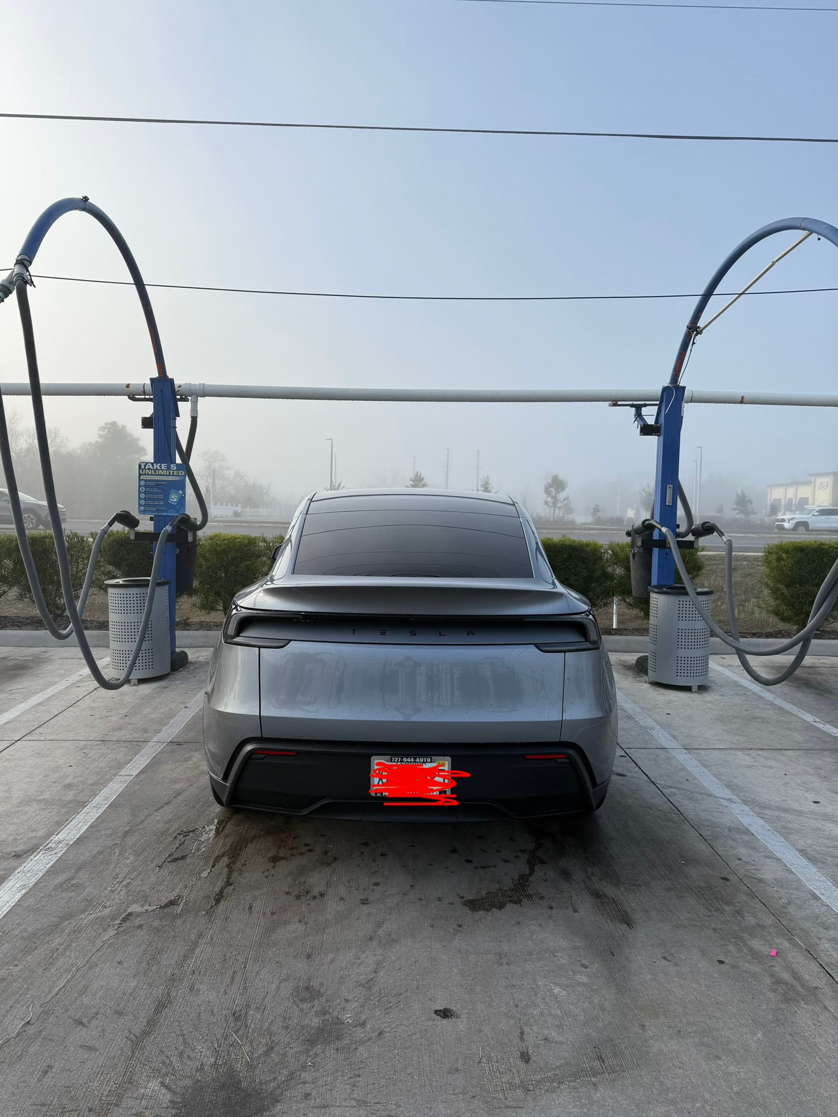 Used 2026 Tesla Model Y 2WD image 2