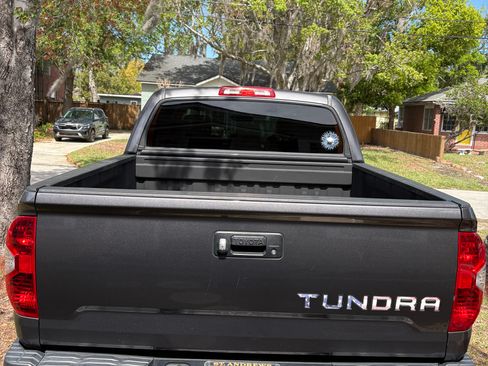 Used 2017 Toyota Tundra SR5 w/ TRD Off Road Package image 5
