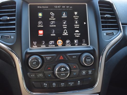 Used 2017 Jeep Grand Cherokee Laredo w/ Quick Order Package 23E image 22