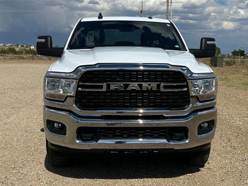 Used 2023 RAM 2500 Big Horn w/ Level 1 Equipment Group AWD/4WD image 2