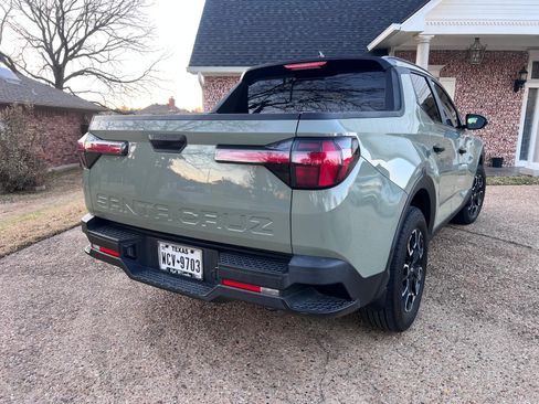 Used 2022 Hyundai Santa Cruz SEL w/ Activity Package image 4