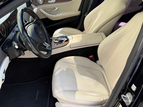 Used 2018 Mercedes-Benz E 300 image 1