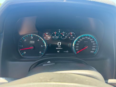 Used 2020 GMC Yukon Denali w/ Open Road Package AWD/4WD image 9
