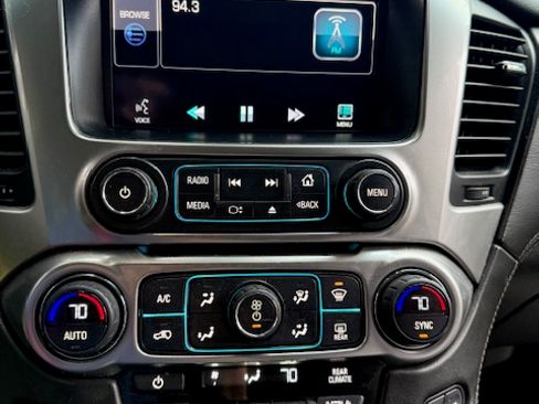 Used 2015 Chevrolet Suburban LTZ image 14