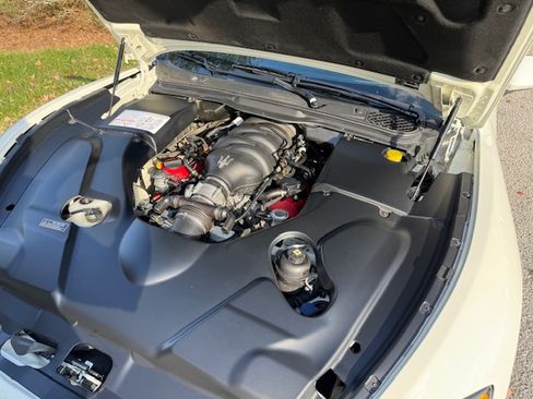 Used 2014 Maserati GranTurismo Sport image 29