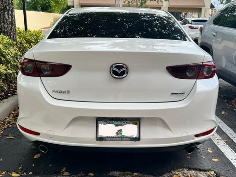 Used 2021 MAZDA MAZDA3 s image 9