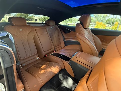 Used 2016 Mercedes-Benz S 550 4MATIC Coupe image 10