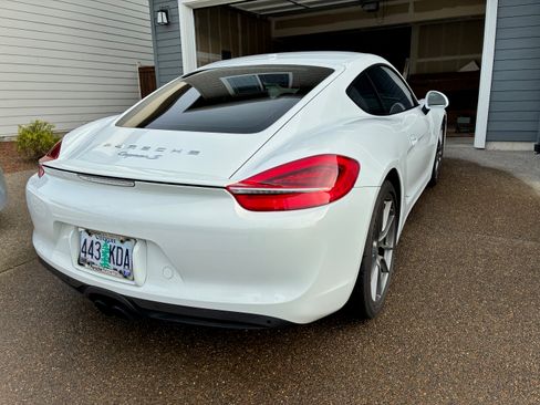 Used 2015 Porsche Cayman S image 5