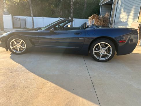 Used 2000 Chevrolet Corvette Convertible w/ Memory Pkg RWD image 14
