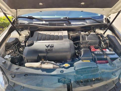 Used 2015 Toyota Camry XLE image 12