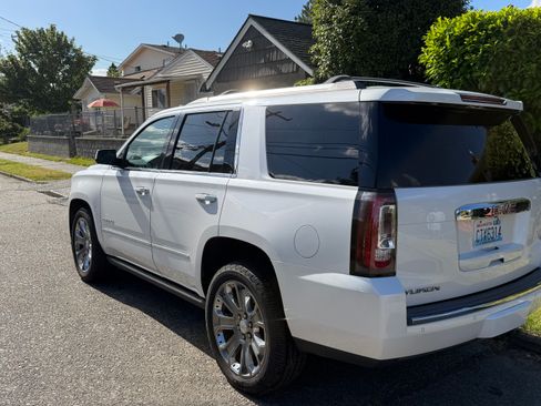 Used 2016 GMC Yukon Denali w/ Open Road Package AWD/4WD image 2