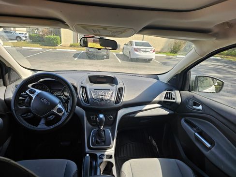 Used 2013 Ford Escape SE image 6