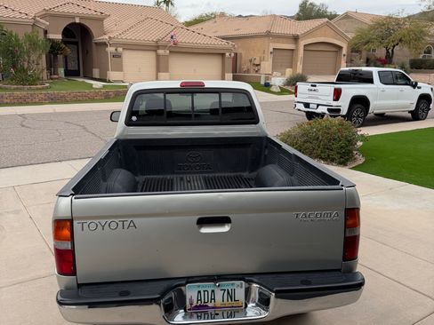 Used 2000 Toyota Tacoma PreRunner image 5