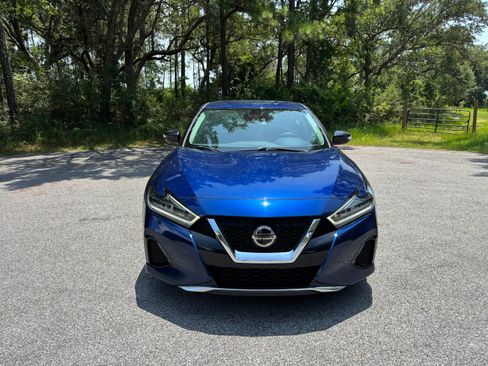 Used 2022 Nissan Maxima SV w/ Floor Mat Group FWD image 2