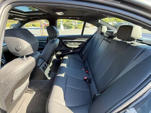 Used 2018 BMW 330i Sedan image 13