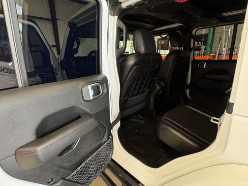 Used 2021 Jeep Wrangler Unlimited Rubicon image 22