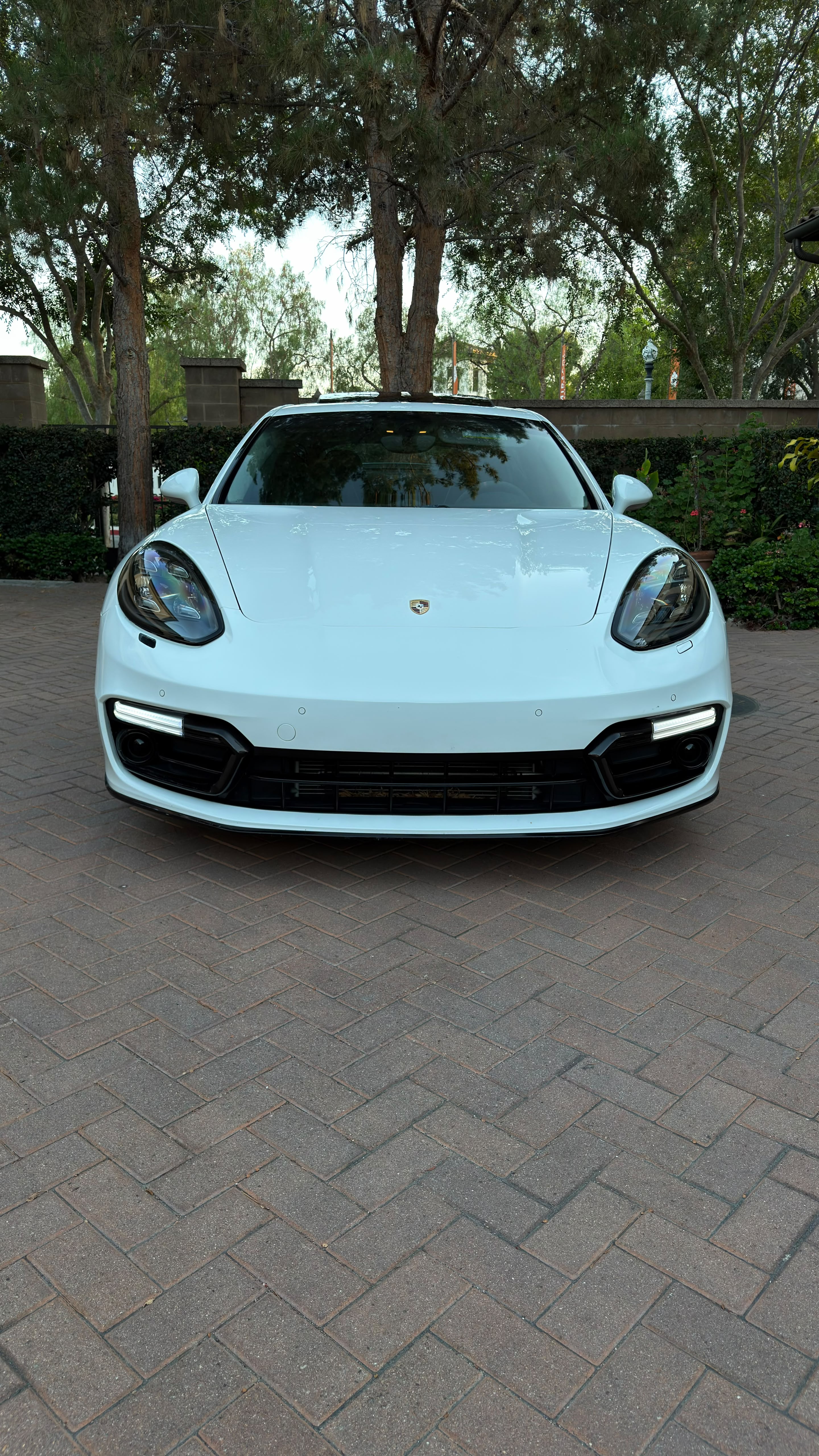 Used 2013 Porsche Panamera 4 Platinum Edition AWD/4WD image 1