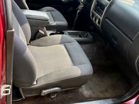 Used 2008 Chevrolet Colorado LT w/ LT Preferred Equipment Group image 9