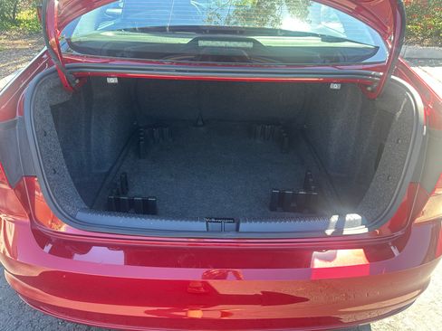 Used 2017 Volkswagen Jetta S image 8