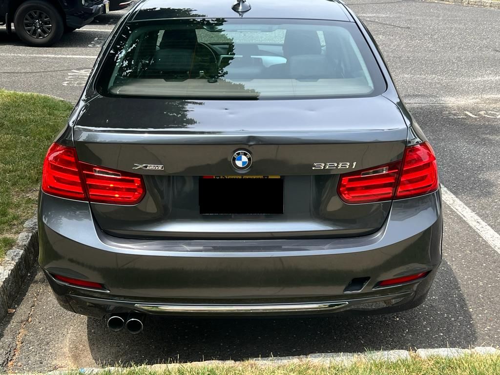 Used 2013 BMW 328i xDrive Sedan AWD/4WD image 6