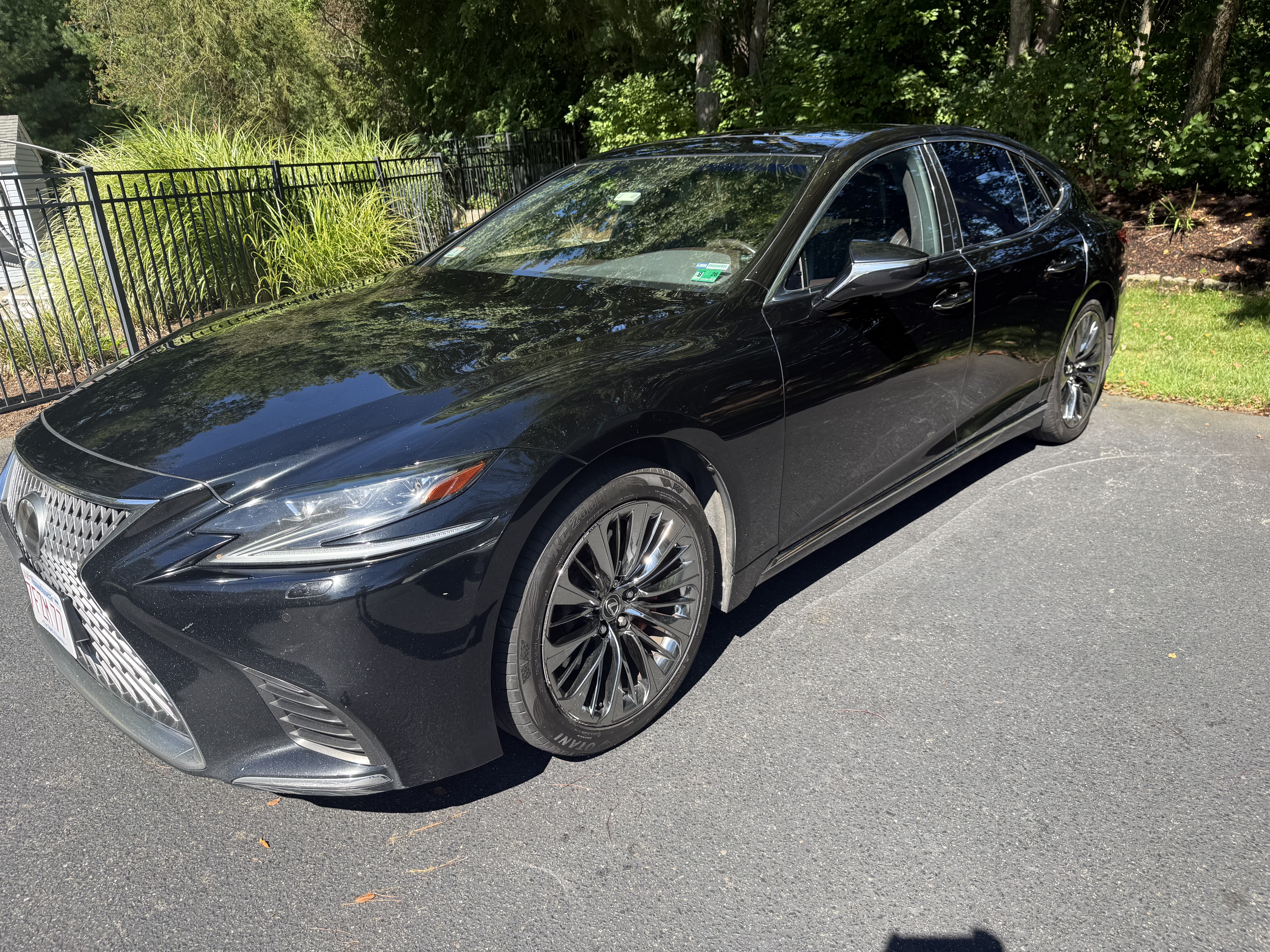 Used 2018 Lexus LS 500 AWD w/ Luxury Package image 2