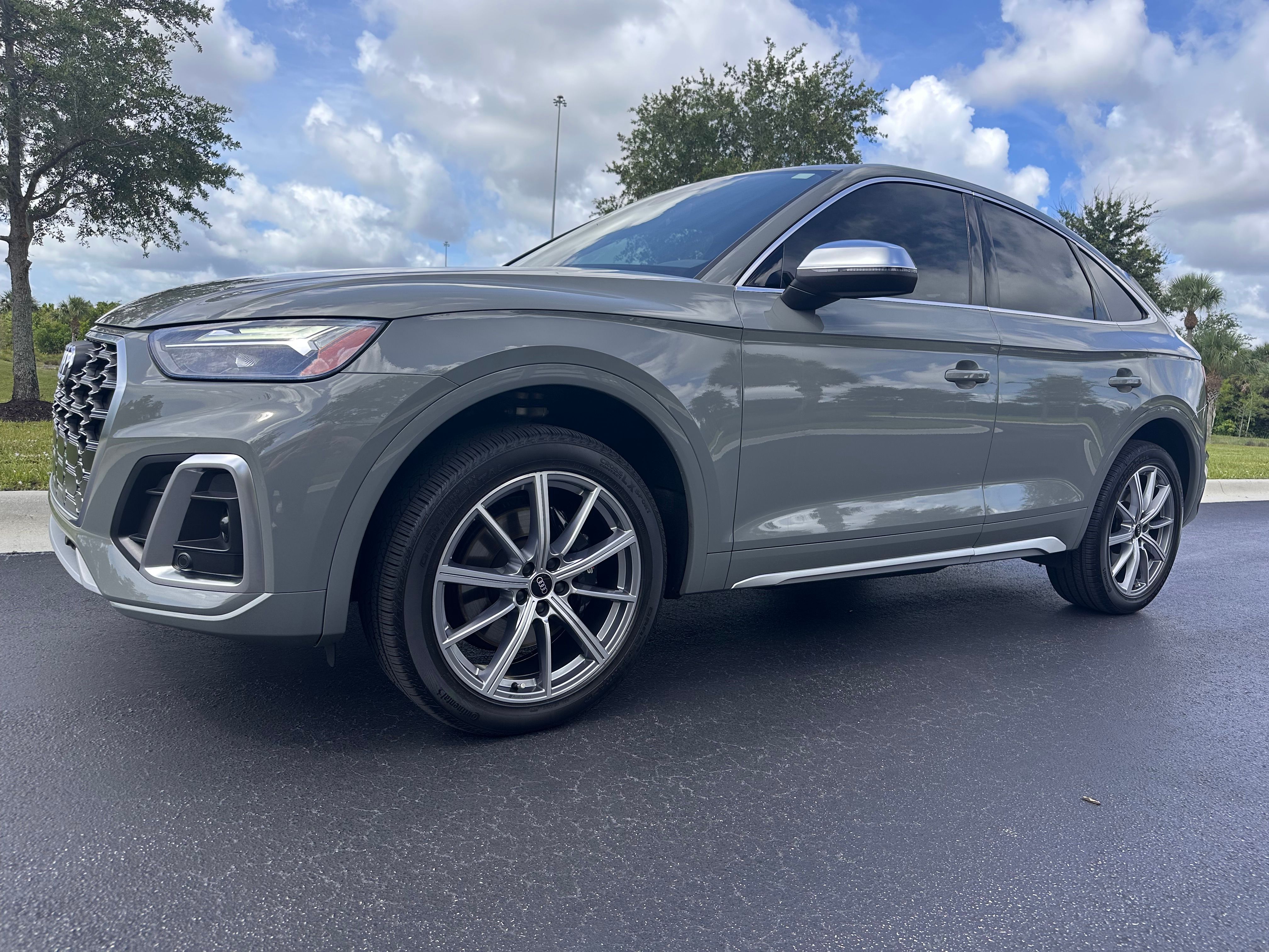 Used 2022 Audi SQ5 Premium w/ Convenience Package AWD/4WD image 1