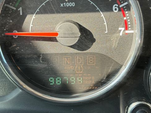 Used 2011 Jeep Wrangler Unlimited Sport w/ Dual Top Group image 17