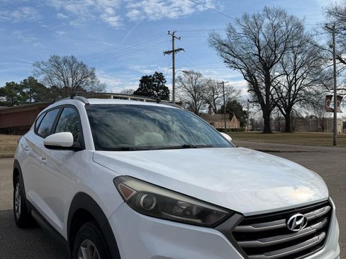 Used 2016 Hyundai Tucson Eco image 1