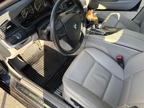 Used 2013 BMW 528i Sedan image 6