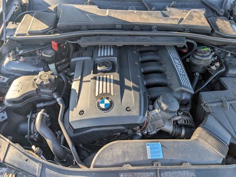 Used 2010 BMW 328i xDrive Sedan image 17