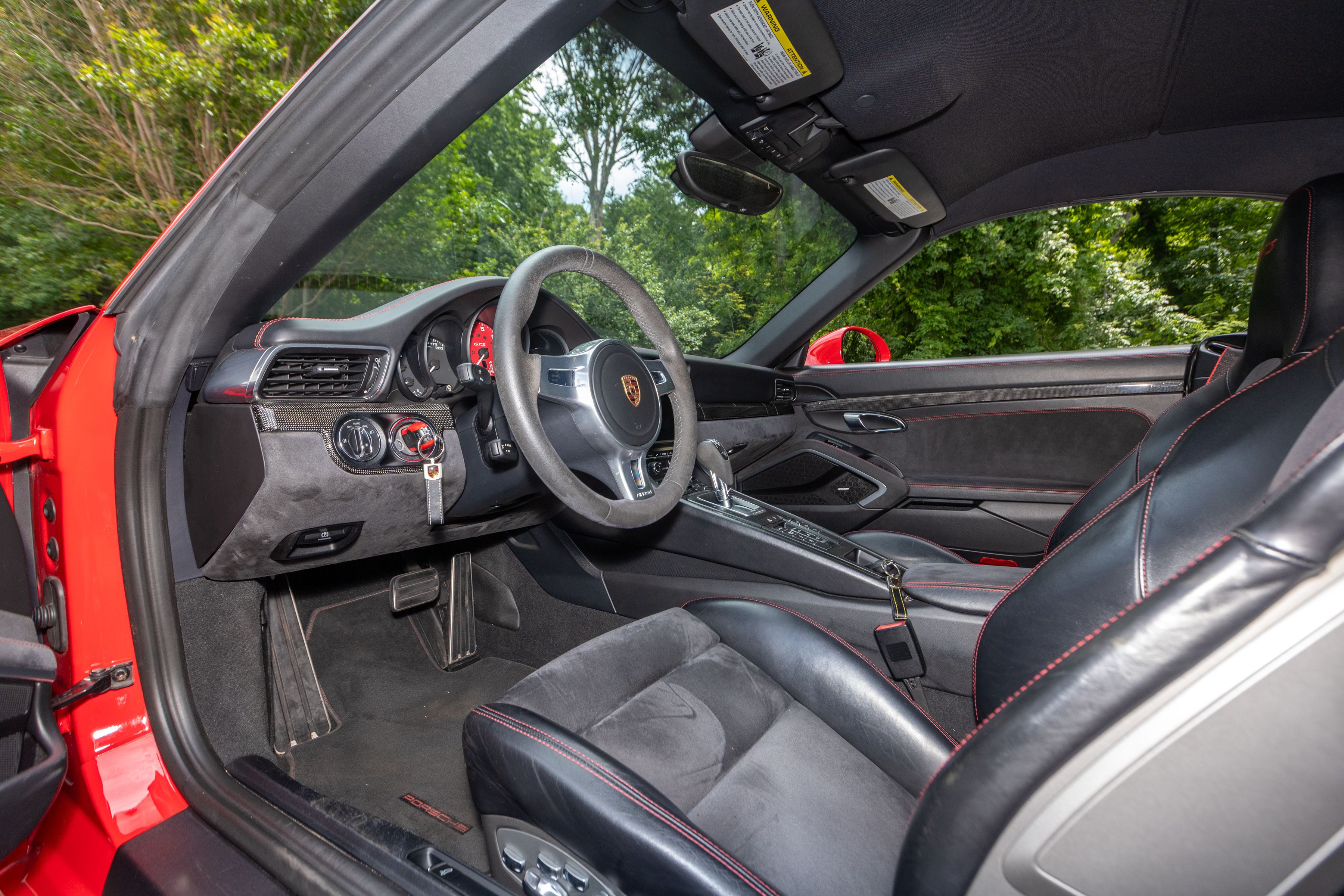 Used 2016 Porsche 911 Carrera GTS RWD image 15