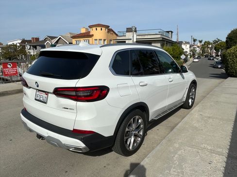 Used 2023 BMW X5 xDrive40i w/ Climate Comfort Package image 11