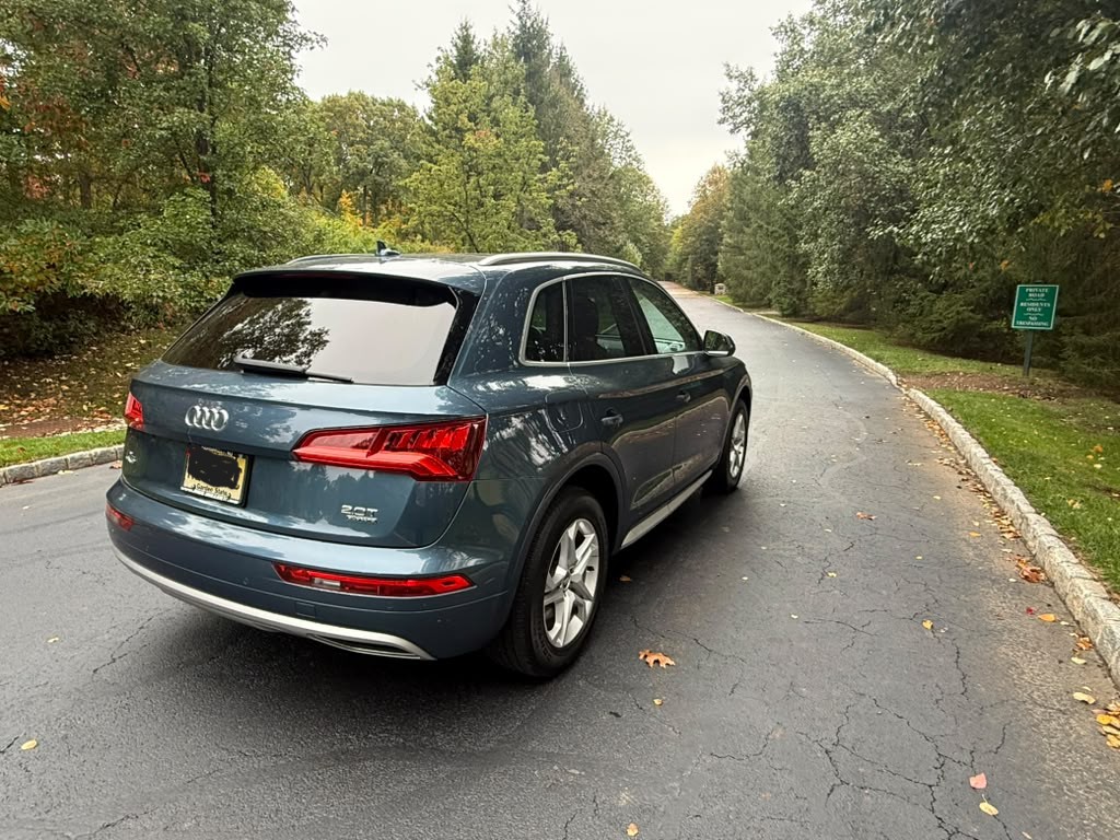 Used 2018 Audi Q5 2.0T Premium Plus w/ Premium Plus Package AWD/4WD image 13