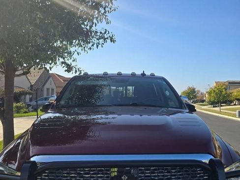Used 2018 RAM 2500 Laramie w/ Off Road Package image 2