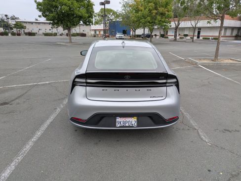 Used 2024 Toyota Prius Prime image 5