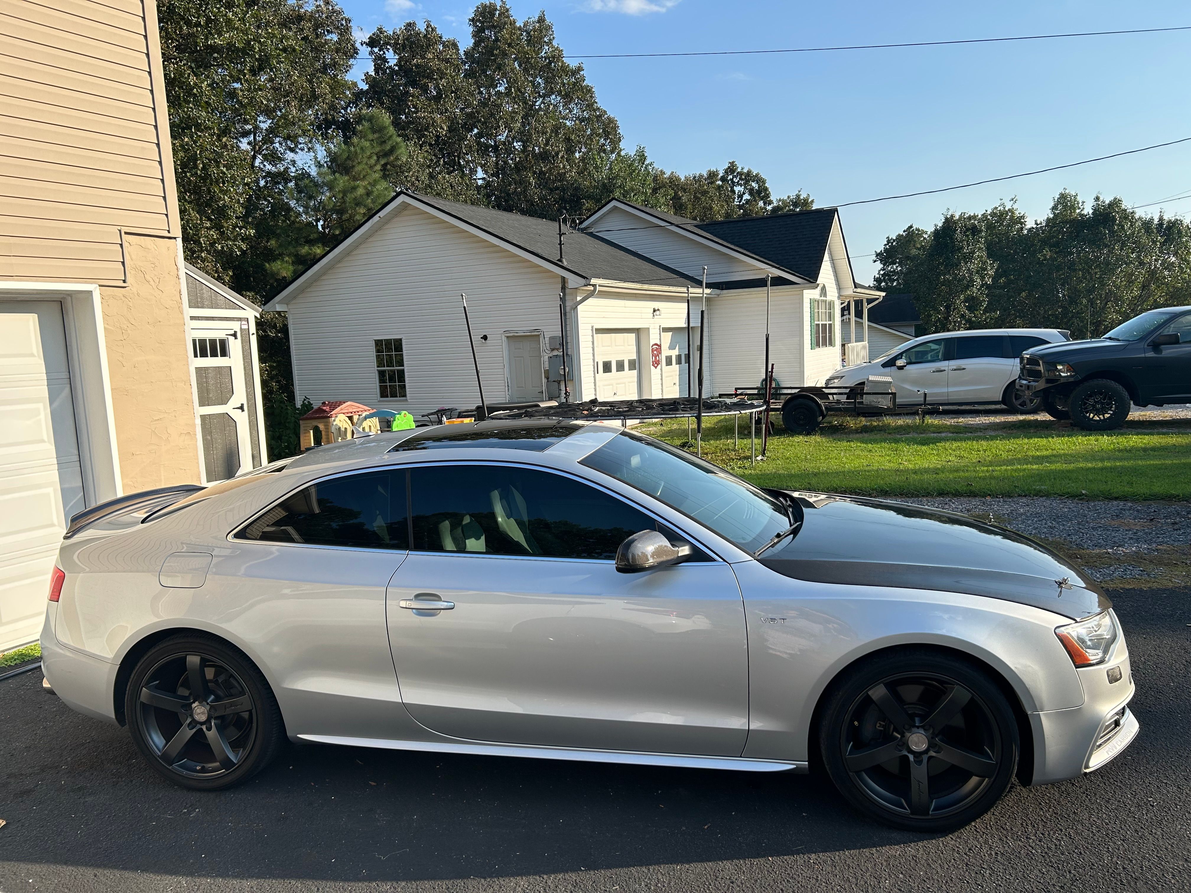 Used 2013 Audi S5 Prestige w/ Prestige Pkg AWD/4WD image 4