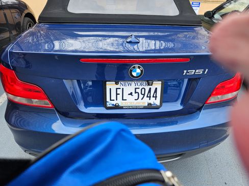 Used 2012 BMW 135i Convertible image 1