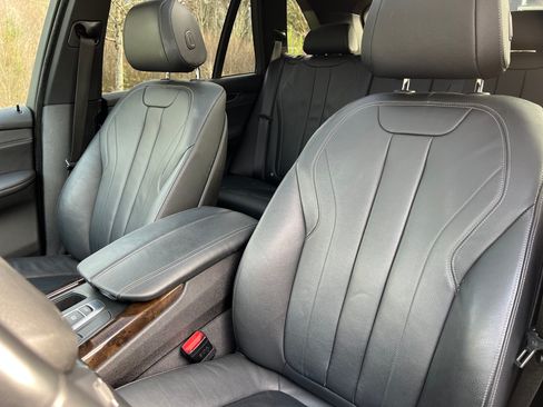 Used 2018 BMW X5 xDrive35i w/ Premium Package image 23