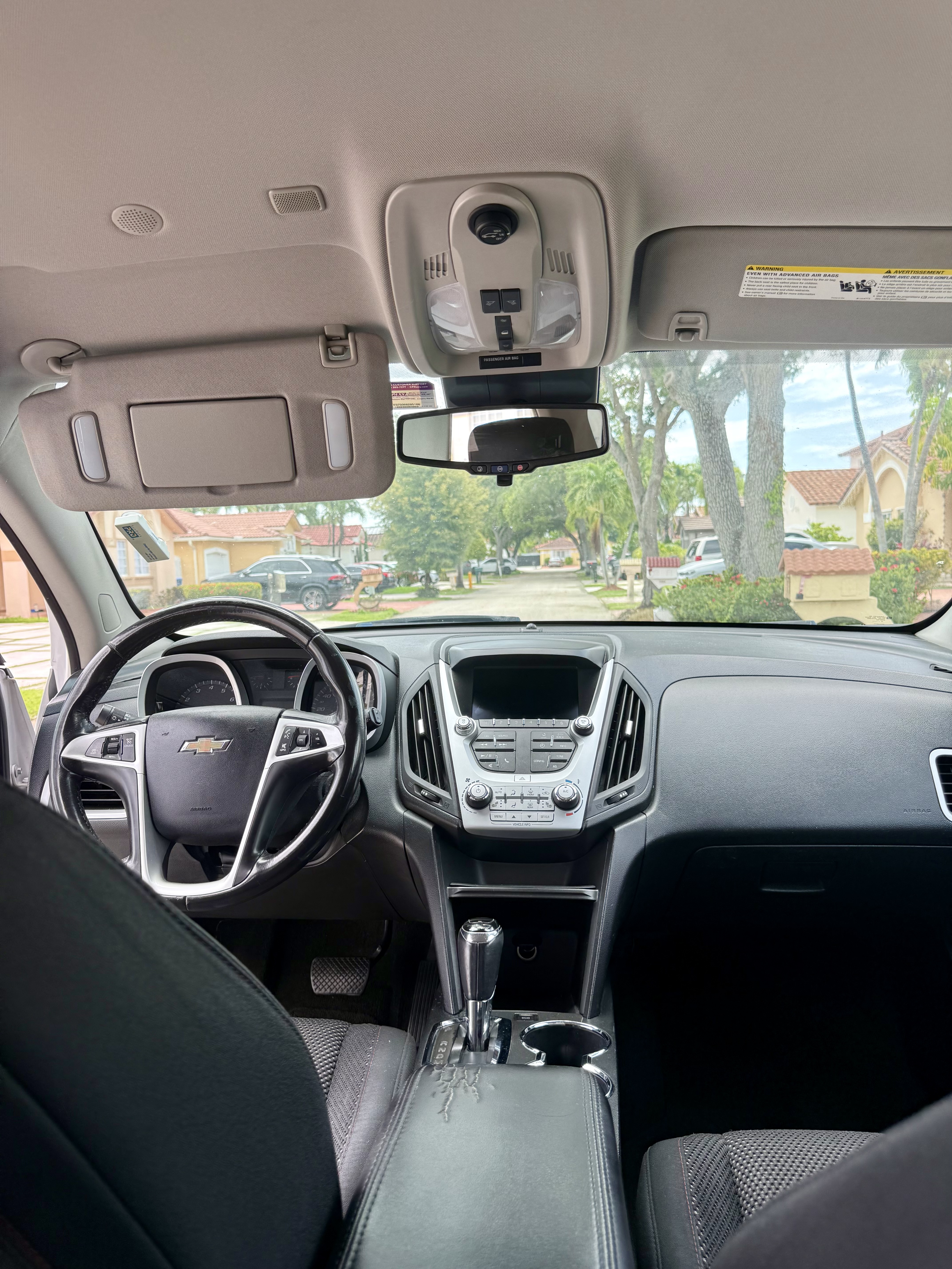 Used 2017 Chevrolet Equinox LT w/ Convenience Package FWD image 11